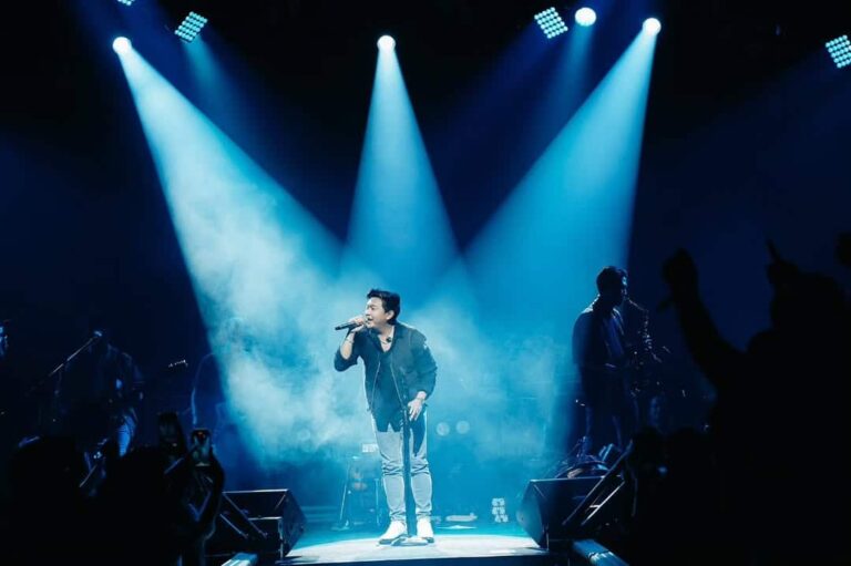 Menggugah Semangat Melalui Musik Konser Denny Caknan yang Menginspirasi